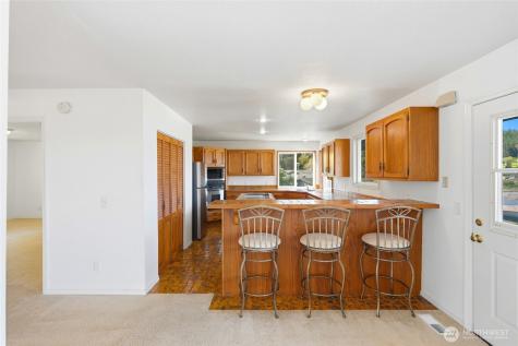 2198 Aurora Court Oak Harbor WA 98277