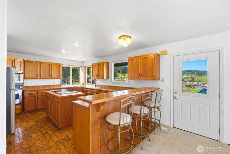 2198 Aurora Court Oak Harbor WA 98277