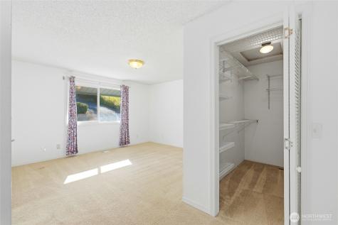 2198 Aurora Court Oak Harbor WA 98277