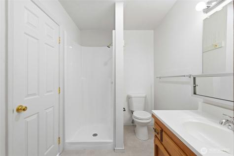 2198 Aurora Court Oak Harbor WA 98277