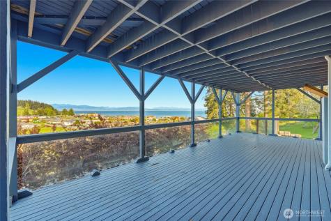 2198 Aurora Court Oak Harbor WA 98277