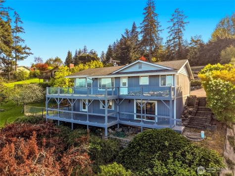 2198 Aurora Court Oak Harbor WA 98277