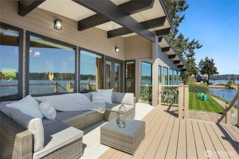 5187 Watauga Beach Drive E Port Orchard WA 98366