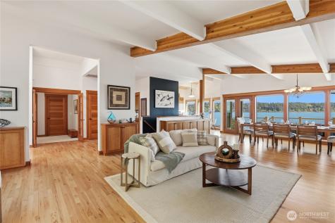 5187 Watauga Beach Drive E Port Orchard WA 98366