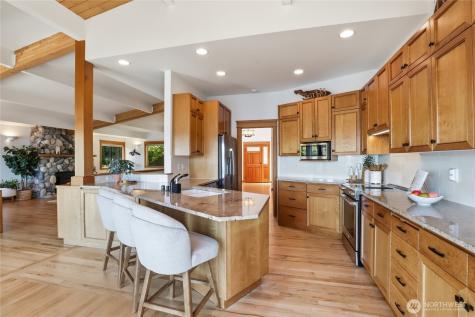 5187 Watauga Beach Drive E Port Orchard WA 98366