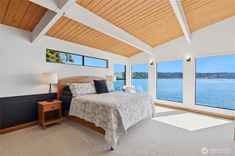 5187 Watauga Beach Drive E Port Orchard WA 98366