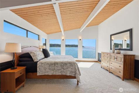 5187 Watauga Beach Drive E Port Orchard WA 98366