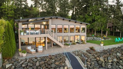 5187 Watauga Beach Drive E Port Orchard WA 98366
