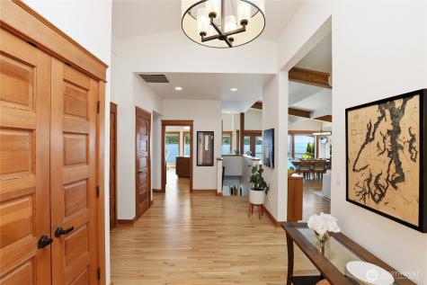 5187 Watauga Beach Drive E Port Orchard WA 98366