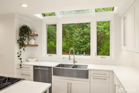14214 216th Avenue NE Woodinville WA 98077