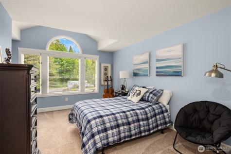 14214 216th Avenue NE Woodinville WA 98077