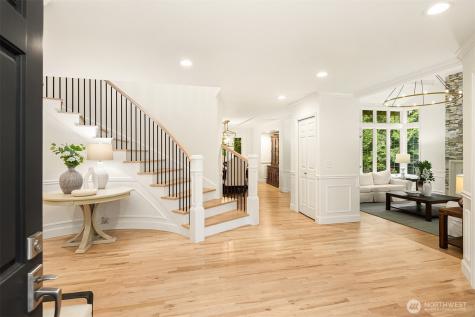 14214 216th Avenue NE Woodinville WA 98077