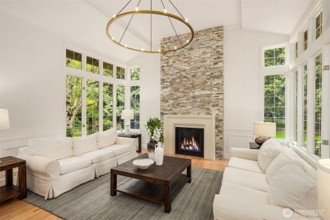 14214 216th Avenue NE Woodinville WA 98077