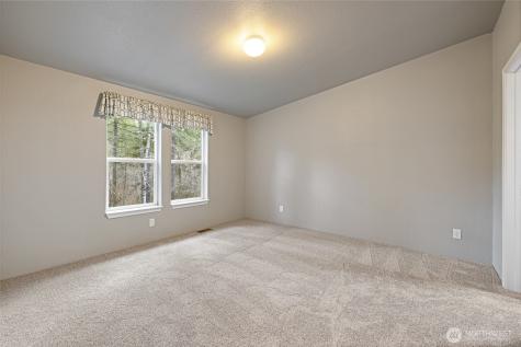 150 N Beaver Drive Hoodsport WA 98548
