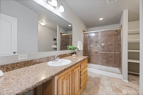 150 N Beaver Drive Hoodsport WA 98548