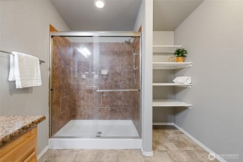 150 N Beaver Drive Hoodsport WA 98548