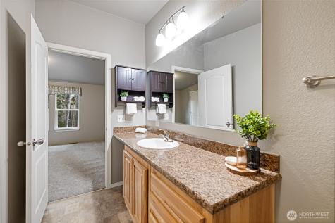 150 N Beaver Drive Hoodsport WA 98548