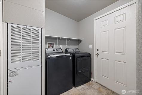 150 N Beaver Drive Hoodsport WA 98548