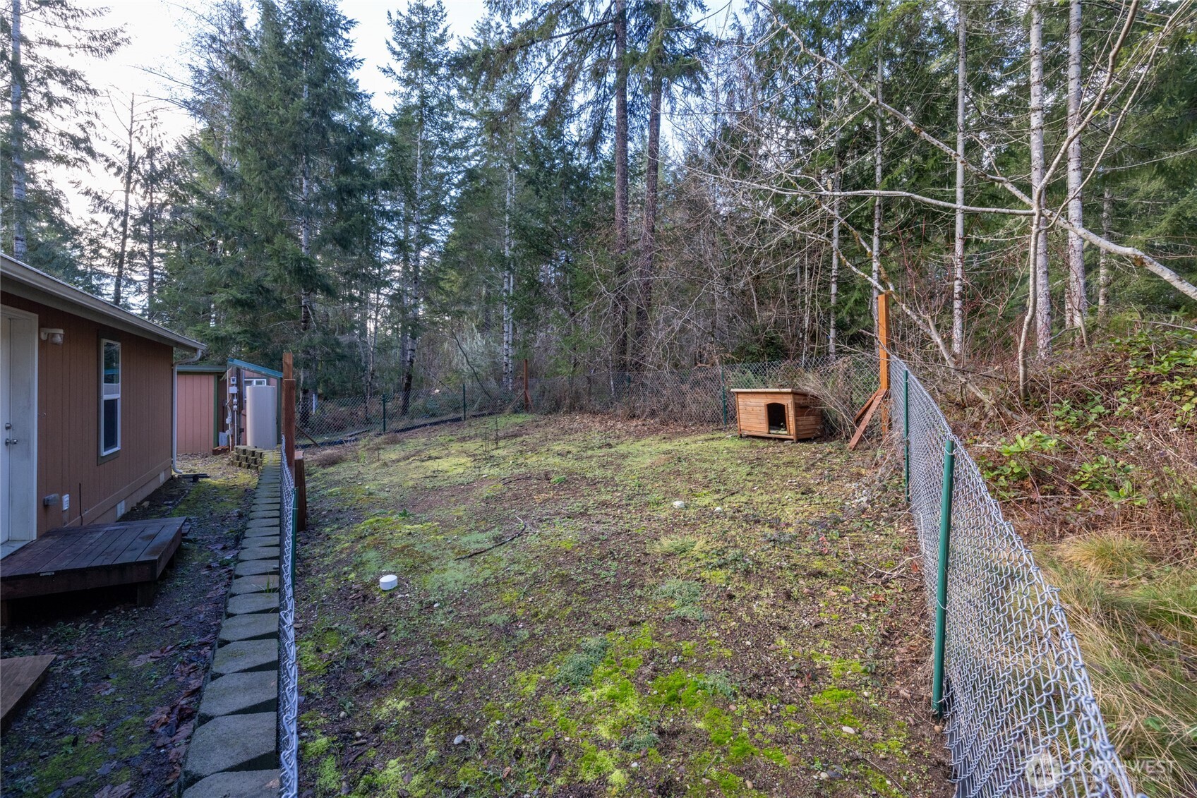 150 N Beaver Drive Hoodsport WA 98548