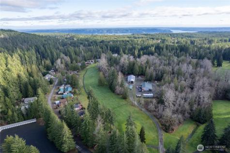 150 N Beaver Drive Hoodsport WA 98548