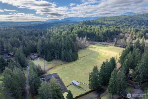 150 N Beaver Drive Hoodsport WA 98548