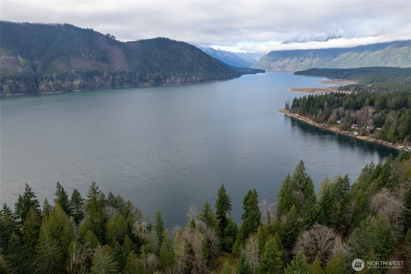 150 N Beaver Drive Hoodsport WA 98548