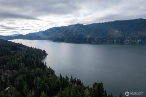 150 N Beaver Drive Hoodsport WA 98548