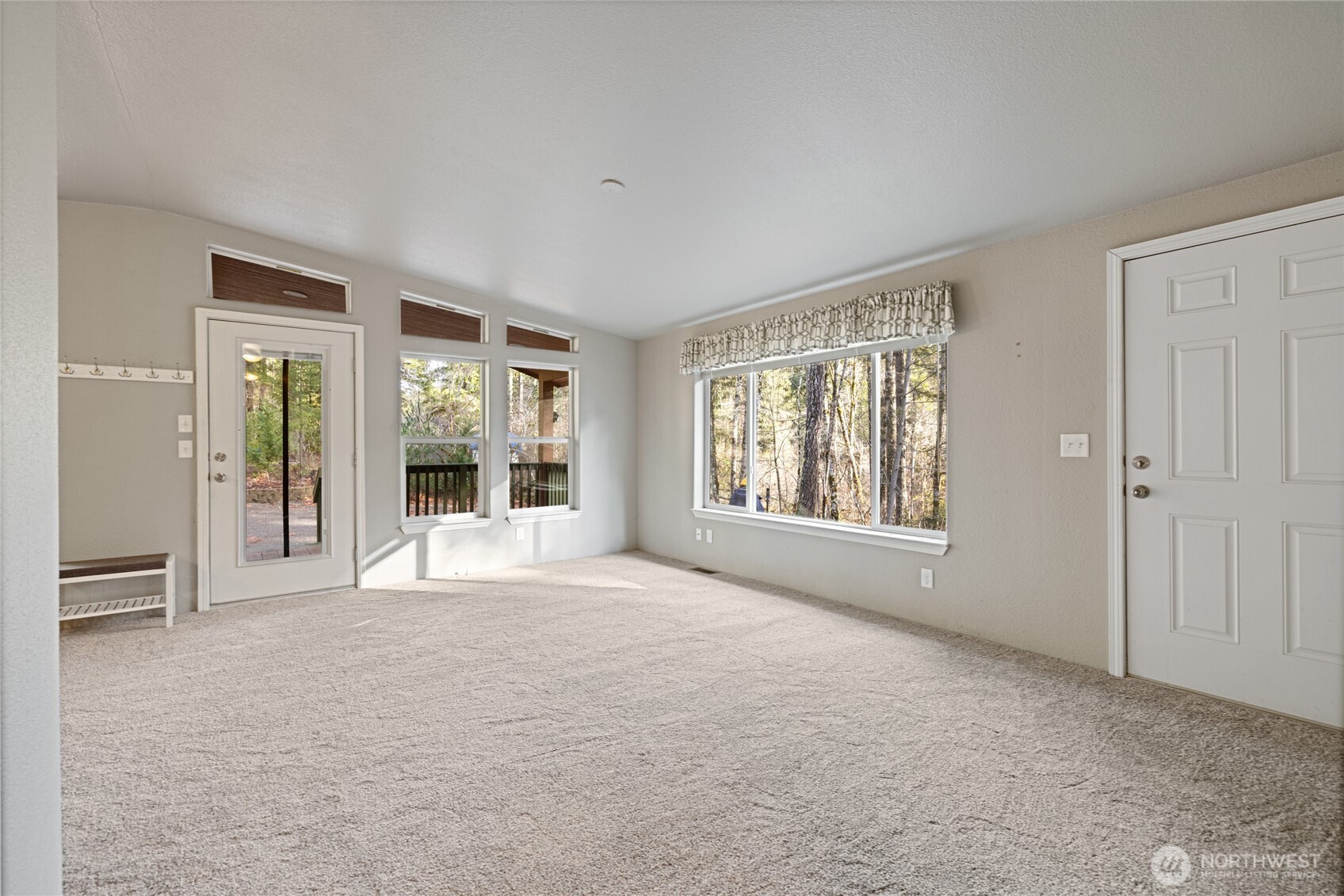 150 N Beaver Drive Hoodsport WA 98548