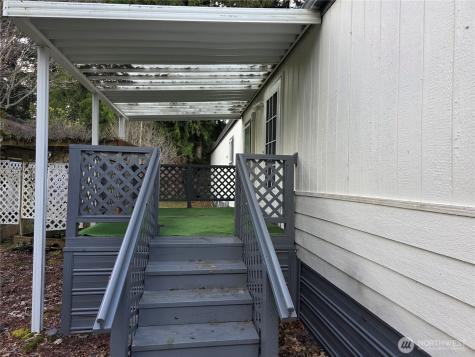 19318 99th Avenue Court E Graham WA 98338