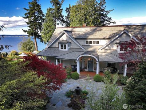 5021 Saratoga Road Langley WA 98260