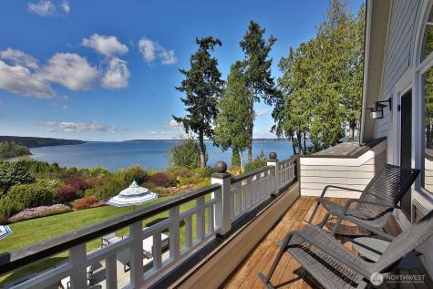 5021 Saratoga Road Langley WA 98260