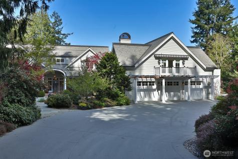5021 Saratoga Road Langley WA 98260