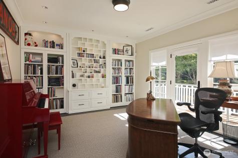5021 Saratoga Road Langley WA 98260