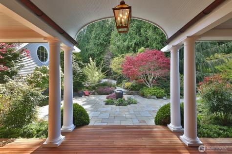 5021 Saratoga Road Langley WA 98260