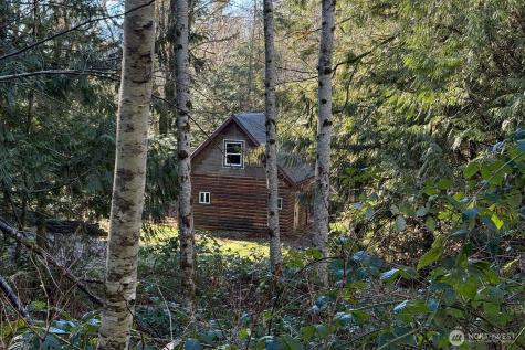 12280 Center Road Quilcene WA 98376