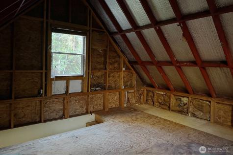 12280 Center Road Quilcene WA 98376