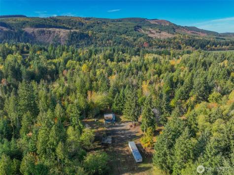 17328 Mulqueen Road SE Rainier WA 98576