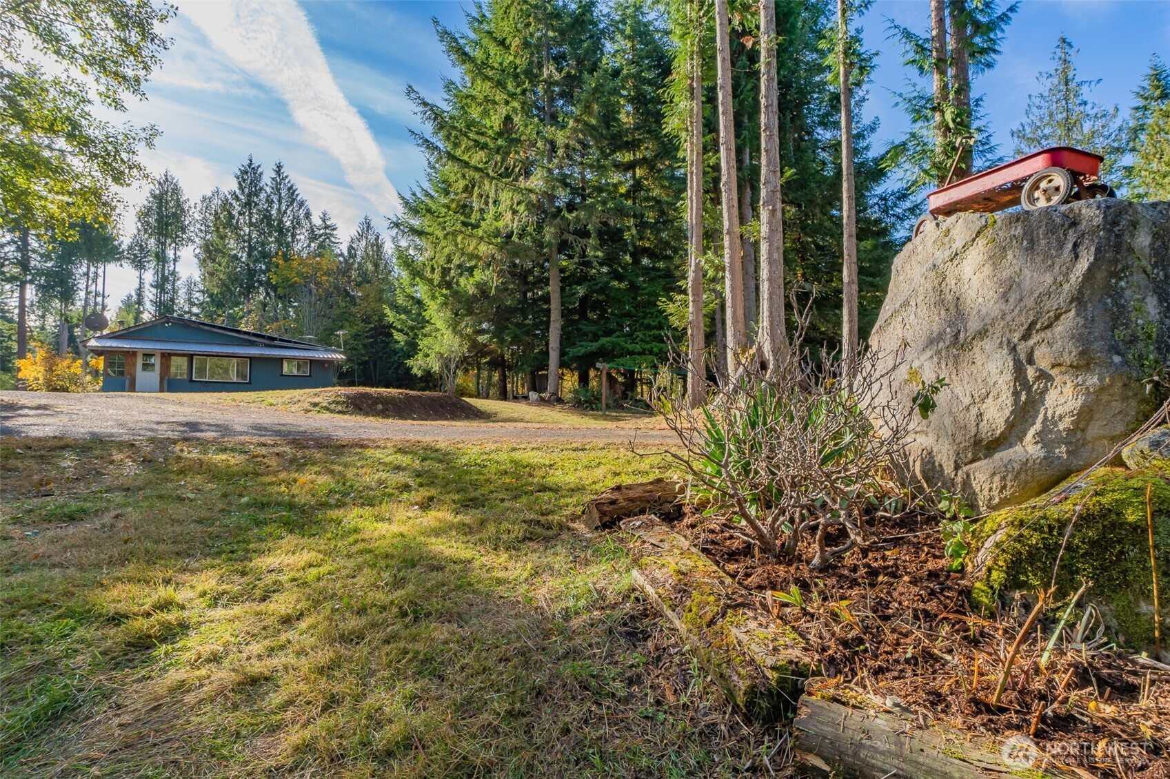 17328 Mulqueen Road SE Rainier WA 98576
