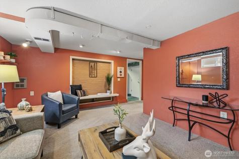 912 N 90th Street Seattle WA 98103