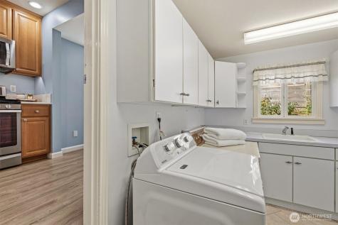 912 N 90th Street Seattle WA 98103