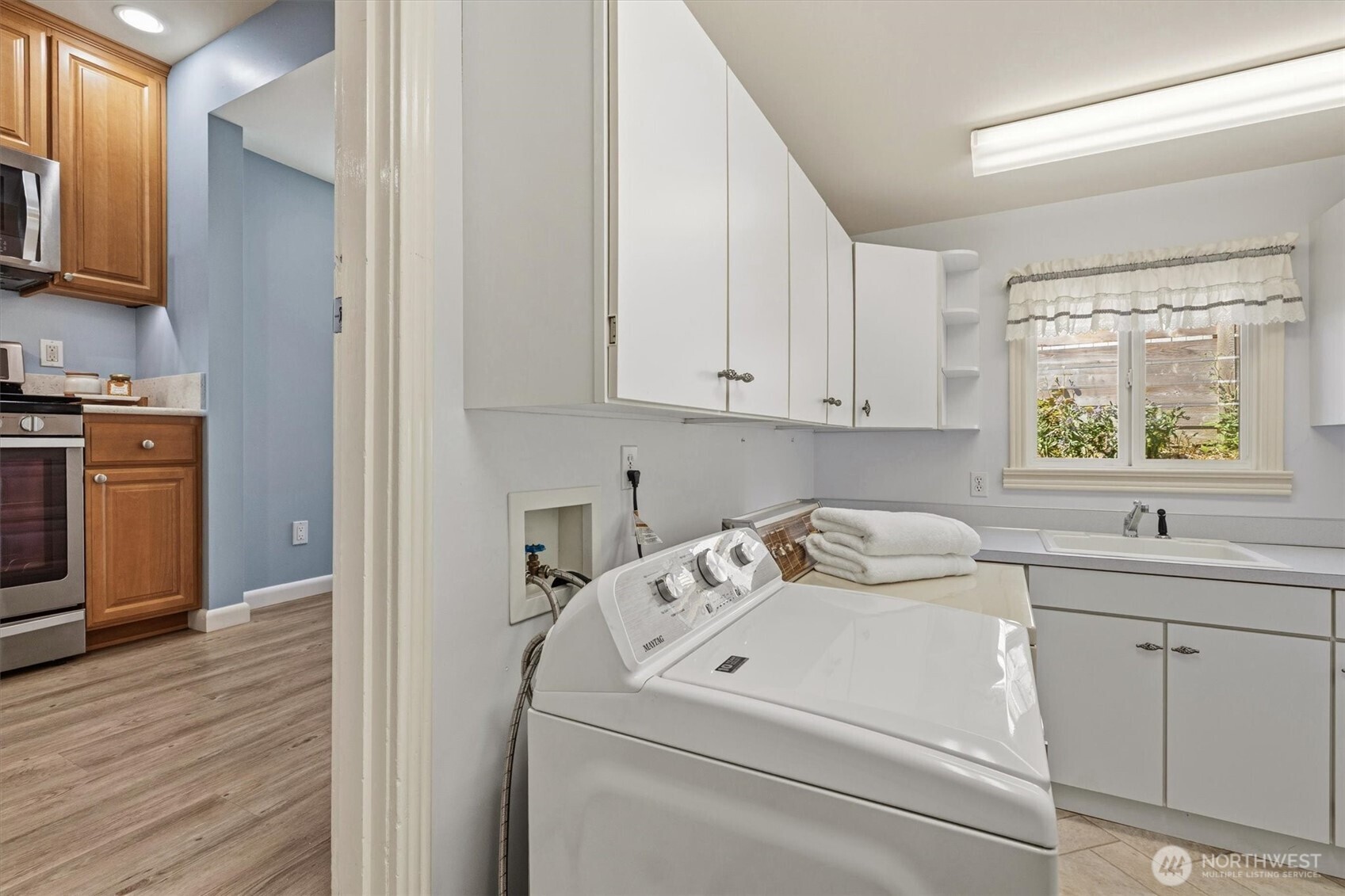 912 N 90th Street Seattle WA 98103