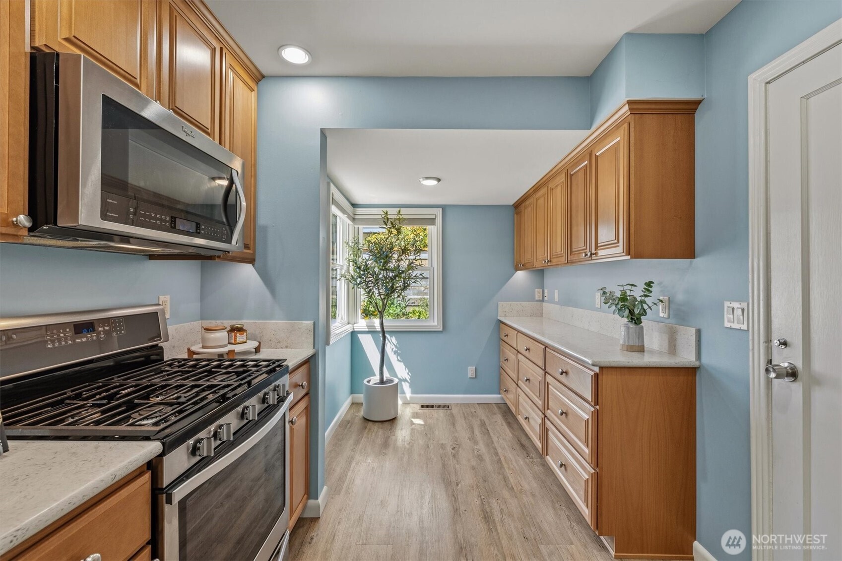 912 N 90th Street Seattle WA 98103