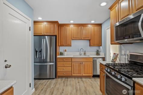 912 N 90th Street Seattle WA 98103