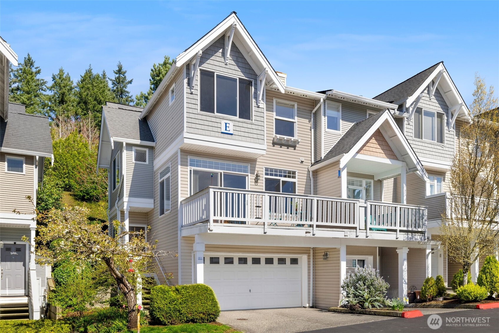 23120 SE Black Nugget Road Issaquah WA 98029