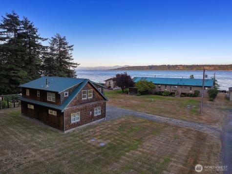 8267 Franklin Road Clinton WA 98236