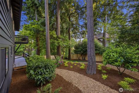 8115 172nd Avenue NE Redmond WA 98052