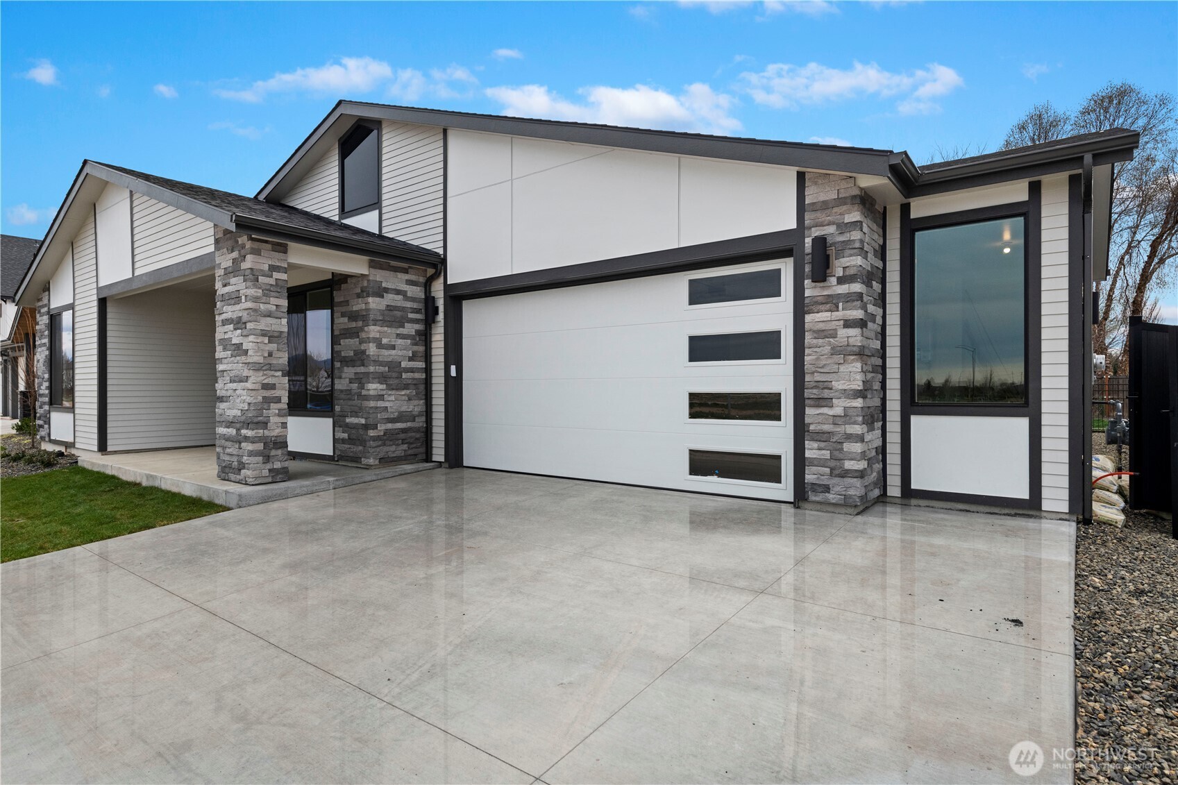 728 Blaine Street Steilacoom WA 98388