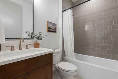 728 Blaine Street Steilacoom WA 98388