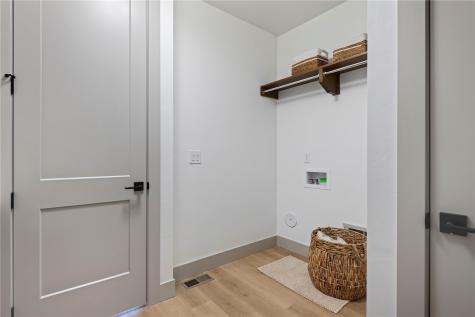 728 Blaine Street Steilacoom WA 98388