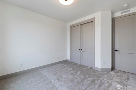 728 Blaine Street Steilacoom WA 98388